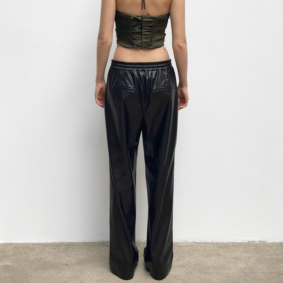 💃ZARA Vegan LEATHER PANTS HIGH-WAISTED PANTS ADJUSTABLE DRAWSTRING black 💃 - Picture 3 of 6